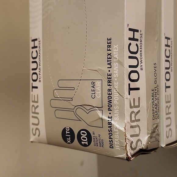 Sure touch vinyl gloves brand new - Picture 3 of 3